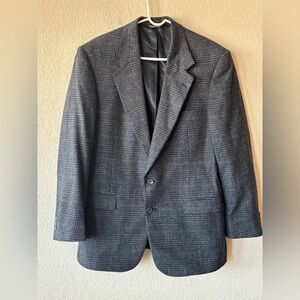 Racquet‎ Club  Men’s Blazer size 44 vintage tailored in USA in mint condition
